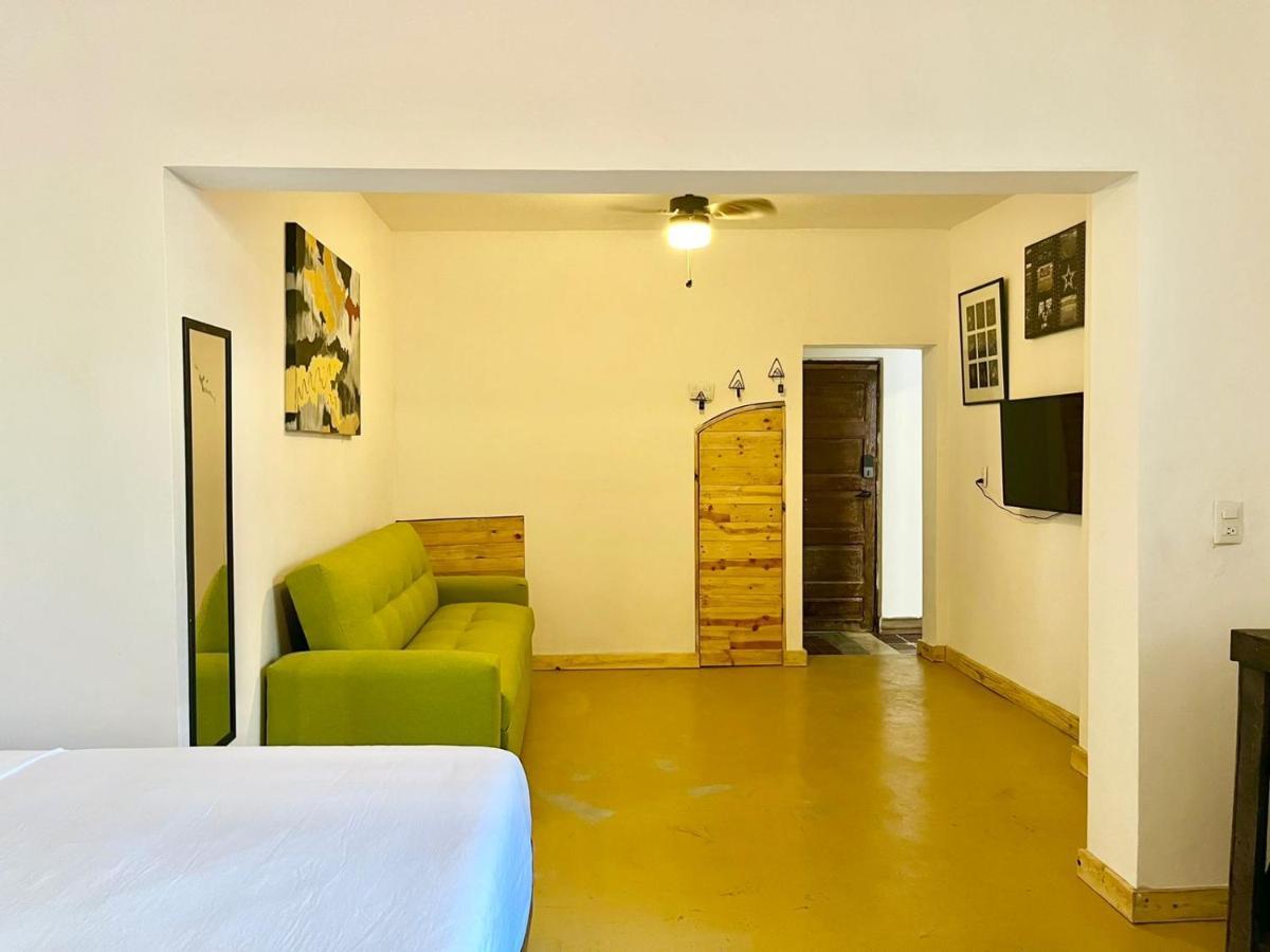 モンテレーDgm Lofts Mty Mn 960 C Centro Cerca De Todoアパートメント エクステリア 写真