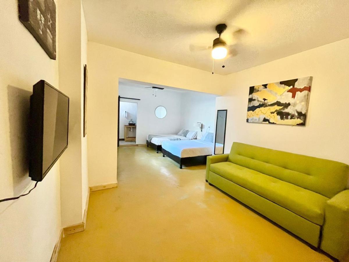 モンテレーDgm Lofts Mty Mn 960 C Centro Cerca De Todoアパートメント エクステリア 写真